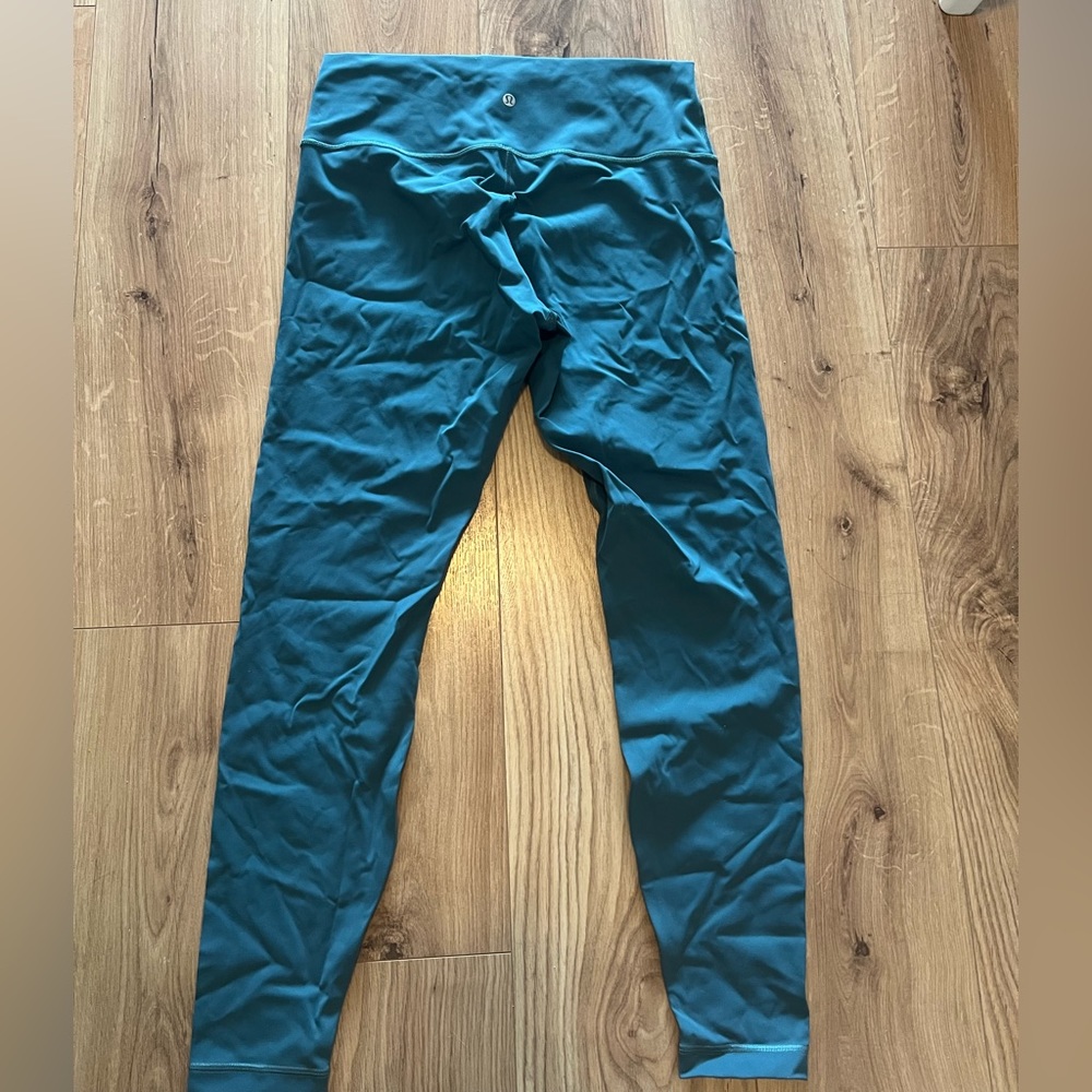 Never worn Lulu leggings size 12